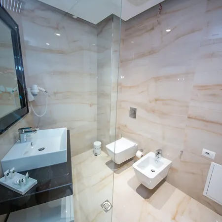 فندق Sole Luna 4*