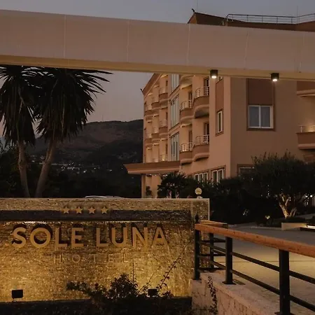 Hotel Sole Luna 4*